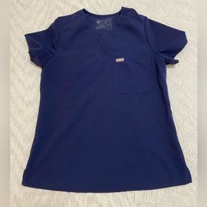 Figs scrub set in navy